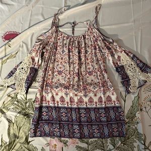Love tree small boho tunic or mini dress with fun details!